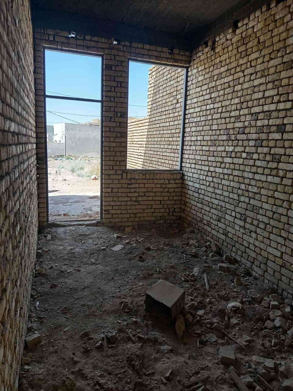 أعلان رقم (١٠١٣)
(يرجى متابعة الصفحة) 

🌺اللهم صل على محمد وال محمد 🌺
👈عرض اليوم لدى مكتبنا 👉
-------------
هياكل زراعي  عدد 2 في منطقة السكك اقرار محكمه واحد بصف الثاني قريبات عن شارع السكك الرئيسي.
مساحة الواحد / 140 م
خريطه كل هيكل
(هيكلين زراعي سكك مال جربوغيه واصللت للسكف واحد بصف الثاني بناء حديث مسقفات 

👈 مساحة  كل هيكل  140م
👈خارطة كل هيكل 
(غرفة وصالة  وبراني ومطبخ وصحيات داخليه وخارجية)
سعر كل هيكل /45 وبي مجال 
............................... 
عمولة المكتب من السعر الكلي 
١% من البائع
١%من المشتري 

للاطلاع على عروضنا باستمرار اضغط على االرابط ادناه وكن ز👈⭐بون مقرب👇 وادعوا اصدقائك  https://www.facebook.com/share/QyfeNk5moeNRhhwa/?mibextid
الاتصال على الارقام التاليه 
***********
***********
🌹عنوان المكتب 🌹شارع بغداد قرب ملعب السماوة الاولمبي ومجاور مدرسة اوروك الابتدائي  ومشتل النخيل وشركة (كي دي دي)
