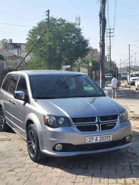 مرخصت الادمن المحترم  دوج كرفان 2017 للبيع فقط اللون سلفر جاهزه 1-مكين...