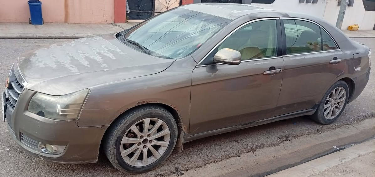 سلام عليكم للبيع ام كراند C8 موديل 2013 كير محرك ميستوبيشي ياباني بلادي تبريد تدفئه باتري تايرات صدره جديد سياره نظيفه بس تحتاج صبغ جراد من الشمس سياره اصوليه ماندل راعيه السياره عندي مكاتبه بيه اتكفل بيه سرقه وعاشائر اسوليك بيه مكاتبه  رقم بغداد سنويه ساقطه
السعر 40وبيه مجال قليل 
 مكان السياره بغداد حي الاعلام توصل خاص 
مفتوح


**إذا كنت صاحب هذا الإعلان وتريد حذفه لأي سبب، رجاءا أرسل رسالة إلى الدعم الفني**