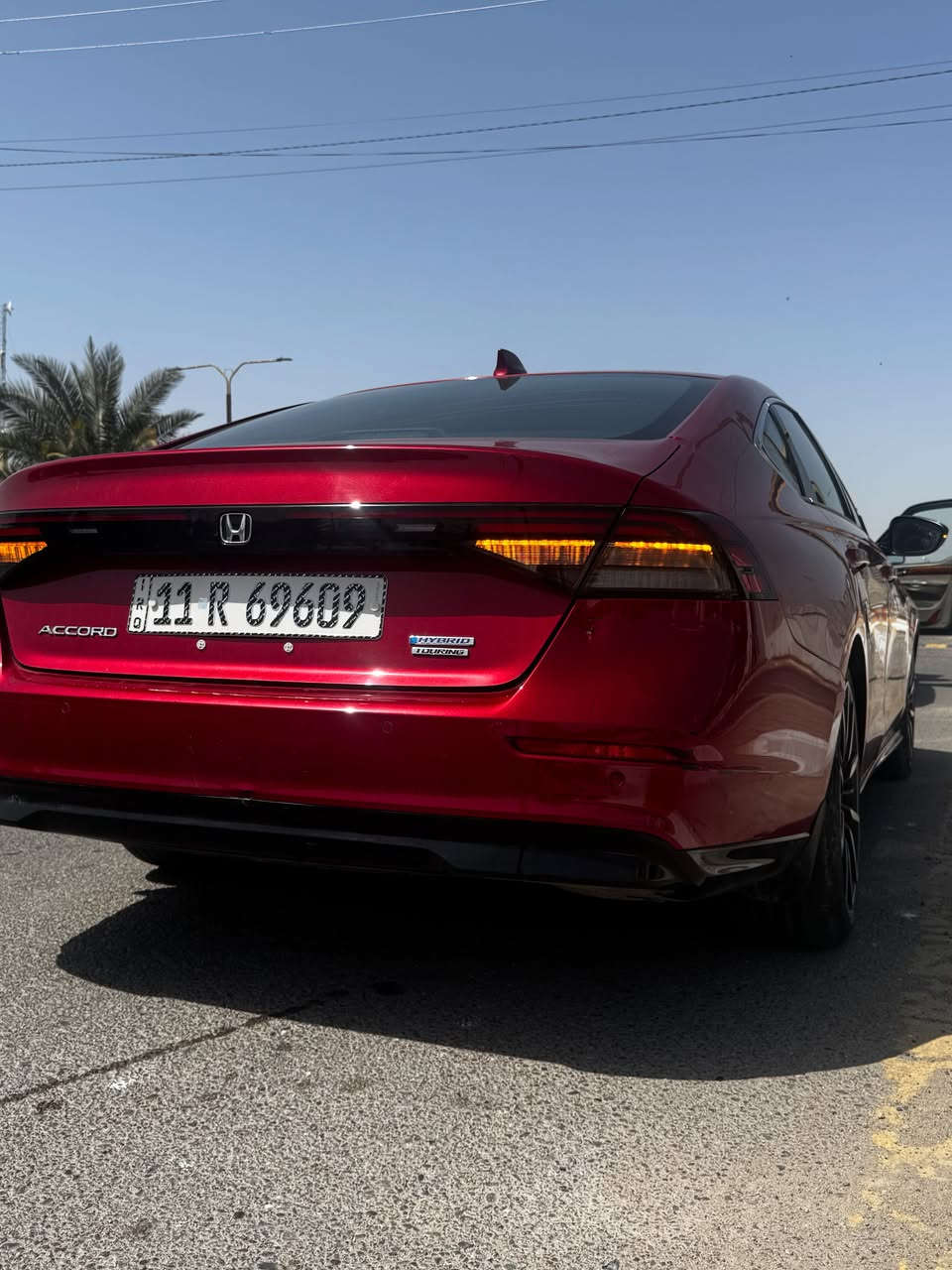 للبيع📍
هوندا اكورد 2024 تورنك
هايبرد 
اللون الخارجي:احمر برغندي 
الممشى :39 الف ميل 

مواصفات التورنك معروفة 
عزل ومتانة وثبات على الطرق ،رادارات وحساسات امامي وخلفي إشارة بالمرآة داتا شو تعرض السرعة والمسار ،كشنات تبريد وتدفئة، نقط عمياء وبقية المواصفات معروفة 

الضرر: جاملغ وباب ايمن امامي وهذا رقم الشاصي 👇
1HGCY2F87RA018499

رقم بغداد  
السعر 22,800$ وبيها مجال 

مكانها الانبار _الفلوجة 
***********
