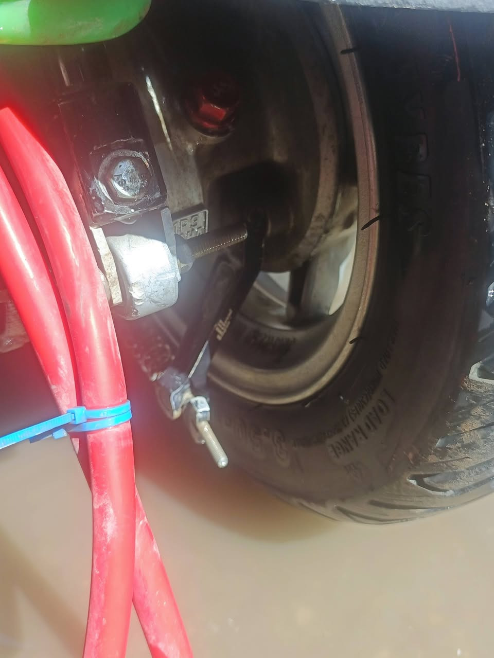 سلام عليكم ثعلب مزودة الدراجة تزويدهة صدر ودبلات خلفية وصالنصة وكلجات وفراك وقطرة واويالة الدراجة مكينة بلادة كفرات وكهربايات عل بلاد شعلة ومعدل الدراجة مابيهة شي نقص للبيع السعر 750 وترهم مراوس هم مكاني بغداد الشعلة ***********
