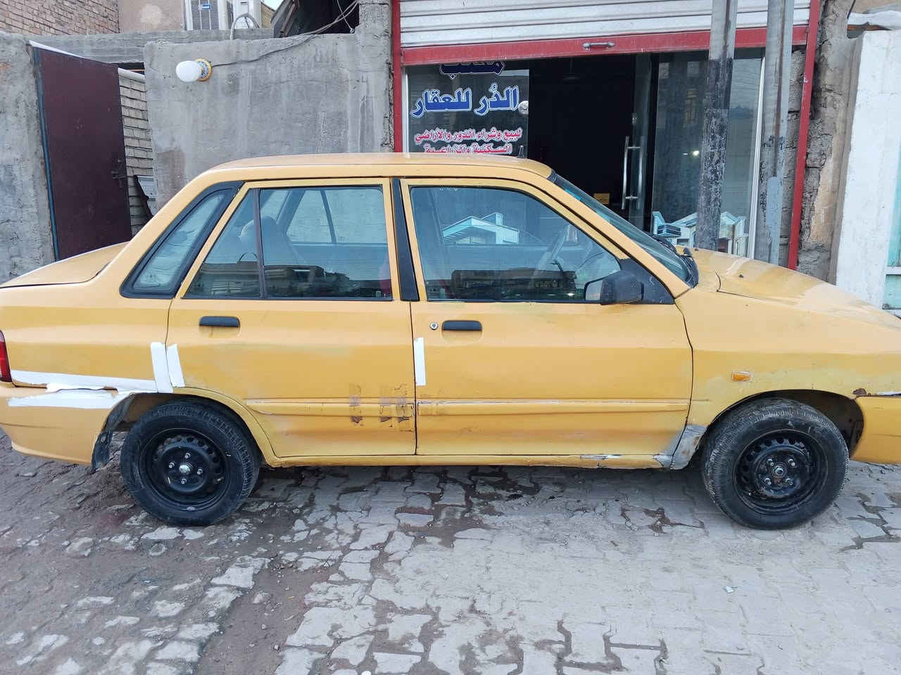 سايبا لبيع موديل 2013 رقم بغداد دولي بسمي تحويل مباشر كير مكينه مكفولات حداديه امامي  خليفي مشط استيرن تخم تاير كلهه جديدهه العنوان بغداد الدورة رقم الهاتف***********
