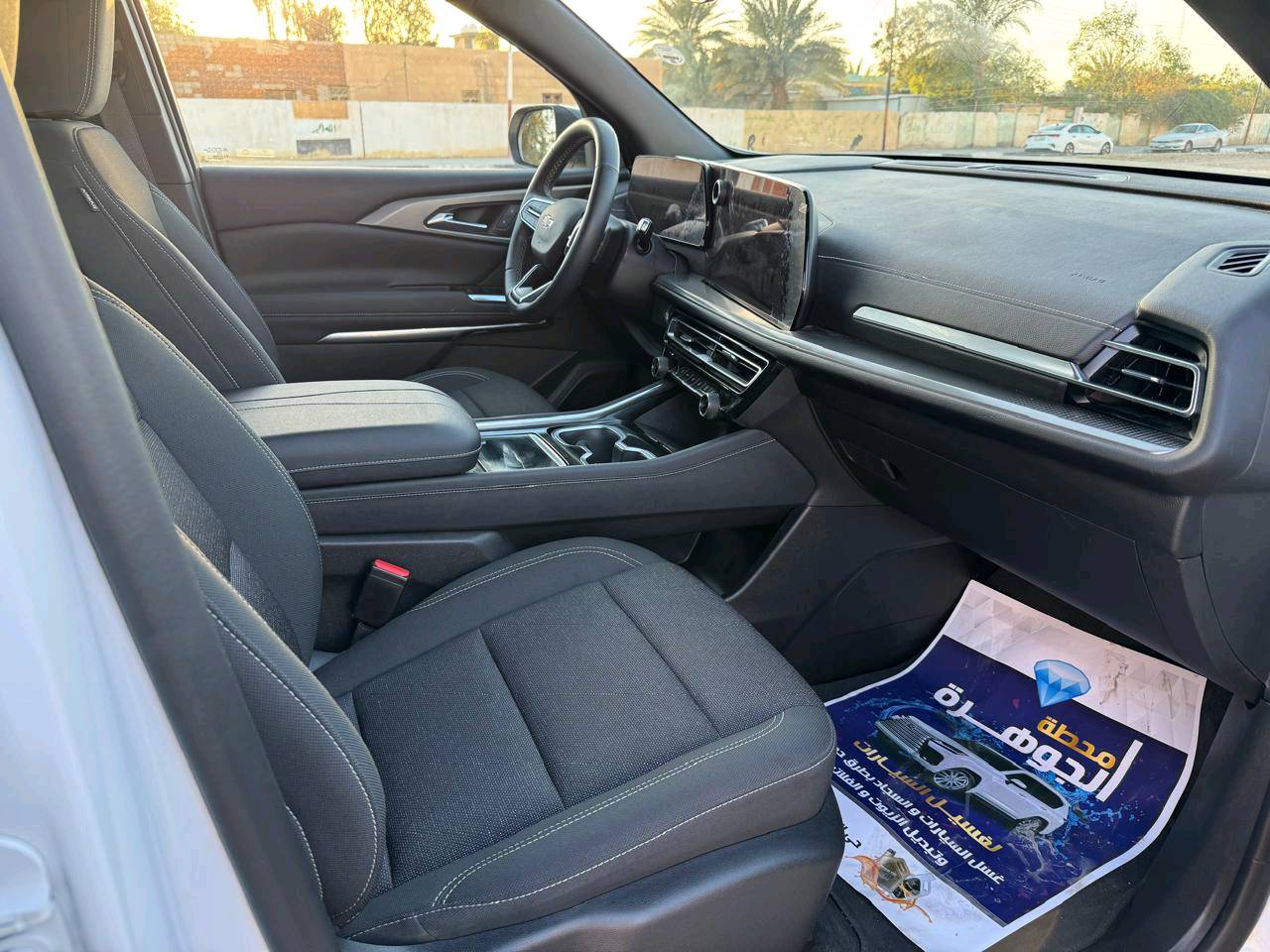 ترافرس ٢٤ LT
حادثه سطحي الجاملغ مسحوب عل الباب بدون دواخل مواصفاته معروفه
للاستفسار 
الاتصال او  الوت سب 
***********