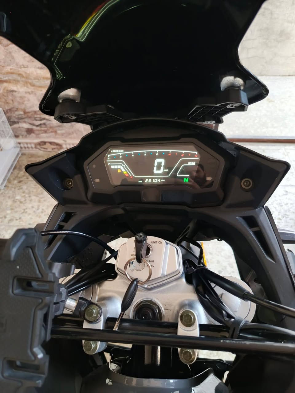 السلام عليكم حبايبي دايوان ادفنجر 300cc علا وضع الشركة ماشية 2000 بيها اضافات مذكورة بل مقطع الدراجة تخبل شاهد الله عندي ضرف ومضطر ابيع بسمي تريد وكالة او تحويل 
3700

شعلة او ابوغريب او الحصوة 
***********
