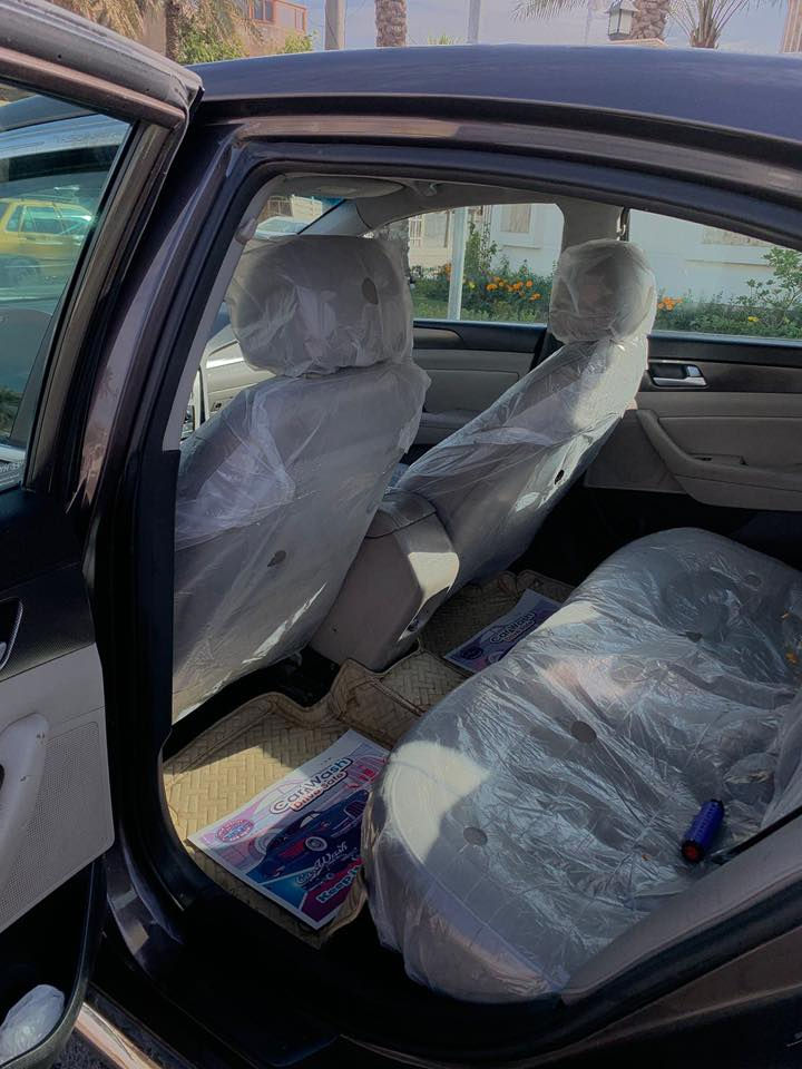 سوناتا 2015
رقم اربيل 
محرك جي دي اي مبدل قبل فتره لا تنقيص ولا تبخير 
وارد امريكي 
ضربه امريكا صبغ بالجاملغ الخلفي 
بالعراق بيها مبدل جاملغ وبنيد امامي ومصبوغات والجاملغ الثاني مصبوغ بدون تبديل بدون ايرباك ومبدل جنطه ومصبوغ ويرادلها بولش 
بصمه 
كشنات تدفئه كهرباء 
كشنات جلد 
دكمه اوتو 
مري كهرباء ورادار 
اشاير بالمري  
ابواب ترجيب 
تحكمات جهتين 
3 انضمه قياده 
رادار خلفي 
دبل اكزوز 
نقصها اذاين محرك والصدر الامامي يرادله ترتيب 
السياره عليها غرامات 600 الف تنكطع من السعر 
مكانها بغداد القاهره 
السعر شده وبيها مجال بسيط 
تروح للسونر وتفحص 
رقم تلفون 
***********
