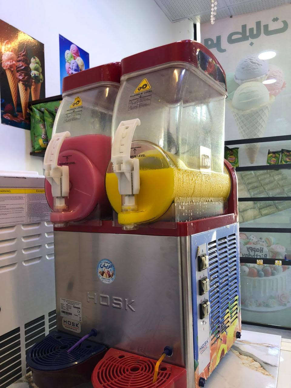 للبيع محل مرطبات كامل ***********

