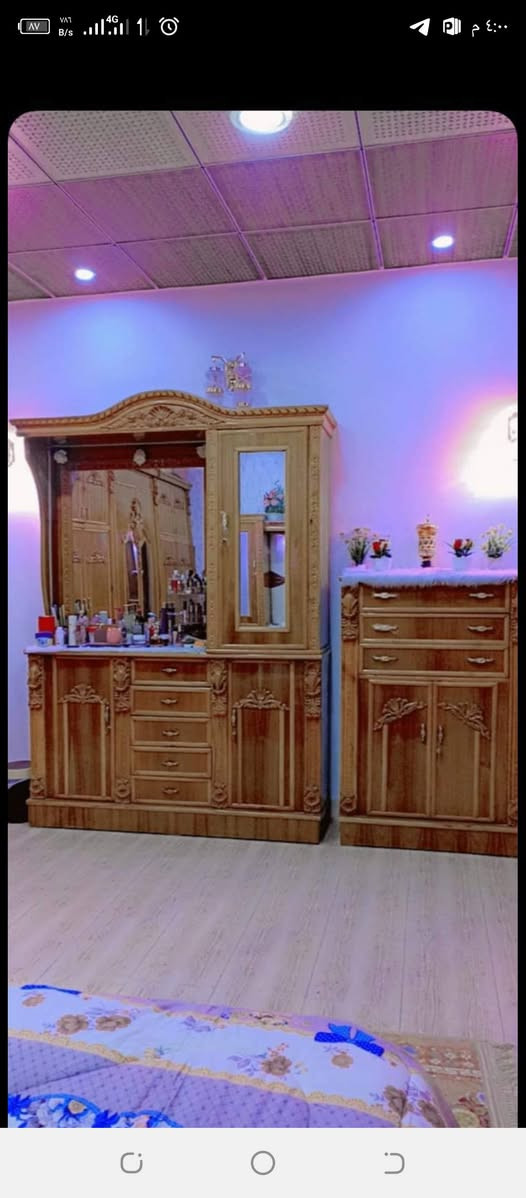 غرفه  عراقيه تزكام.  طابقين ملكيه  السعر.  مليون او 650 بيه مجال.  ***********
