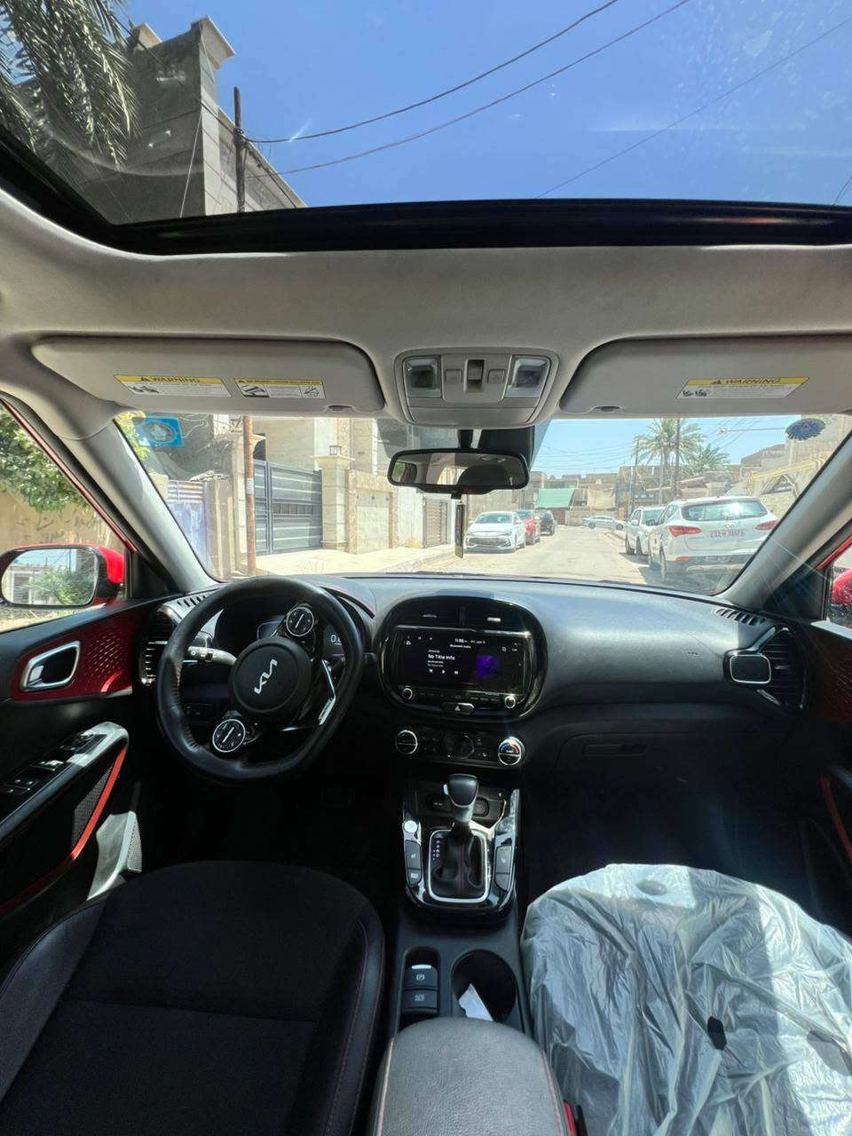 صول 23 GT فول
محرك 2000 دوش 
سيارة 🚗 كلش حلوة وجديدة 
رقم بغداد جاهزة من كلشي 
فول مواصفات 
السعر157 ونص  بيهة مجال للطيبين 
***********
حادث خفيف كلش
