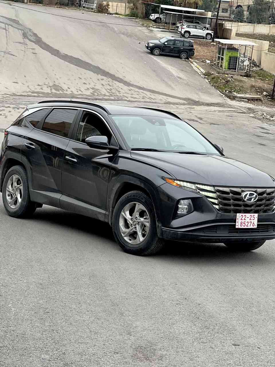 السلام عليكم
توكسن 2023 امريكي

صور الحادث مرفقة
بدون ايرباك 
بجم كبس 

بصمة تشغيل / جنطة كهرباء / تبريد قطعتين
كرسي كهرباء /  / بصمه . تشغيل عن بعد
رادارات / تبريد كلشي شغال بيها 

بيها 4 قطع بارد فقط بدون ايربك 

السعر 150$
مكاني موصل حي الحدباء 

للاستفسار هذا رقمي ***********
