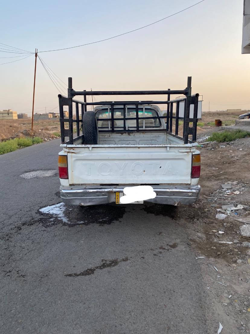 سلام عليكم بيكم البيع 
رقم بغداد بسمي السعر ٣٥ 
   ***********
