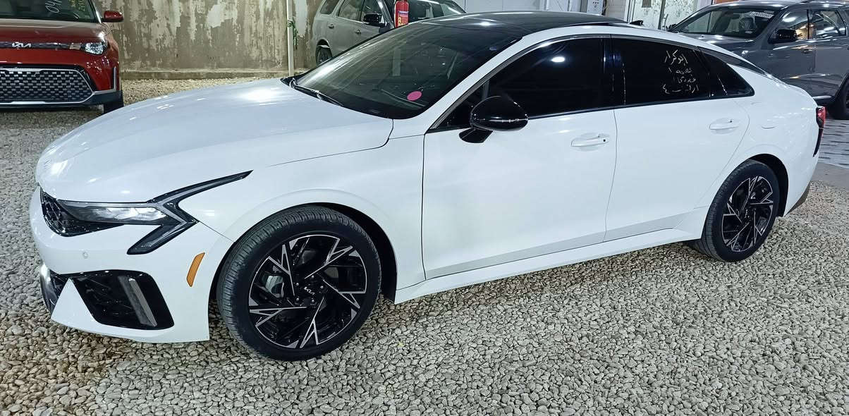 كيا K5 GT LINE 
الموديل : 2025
بدون لوحات 
ضرر بنيد فقط ( جاملغ + باب) كلير من امريكا
المسافه : 28,000mi
بدون دواخل 
ايرباك ستيرن فقط 
فول 1/1

السعر 187$ وبيها مجال

للاستفسار :-
***********
***********
