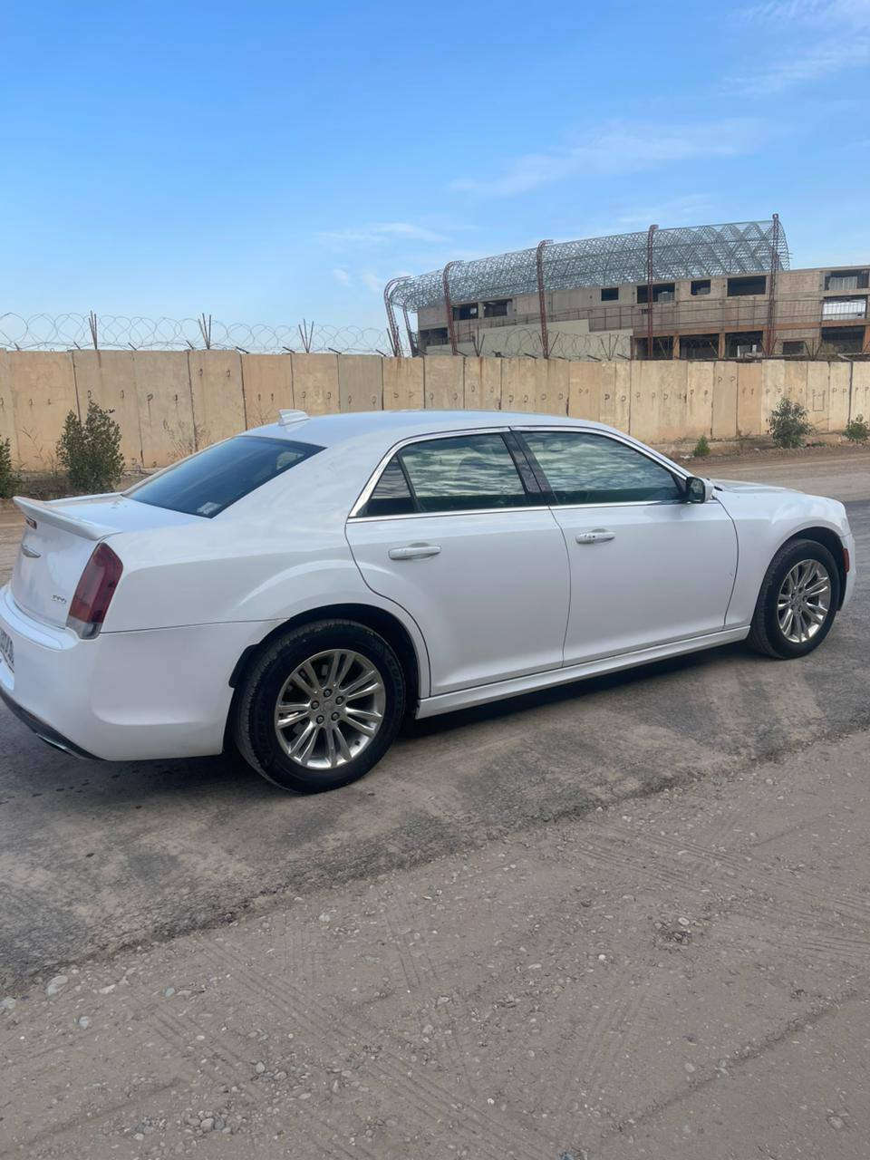 سلام عليكم للبيع اوباما 2015السعر 158 رقم بغداد بسمي حادثها امريكا  بيبان ثنين وهنا صار بيها قطعتين صور حادث بل منشور تخم تاير ويل جديد حداديه جديده اتصال على رقم *********** اخوان بدوان اقصاد ولا مده السعر 158 وبيها مجال كلش قليل اتصال ***********
