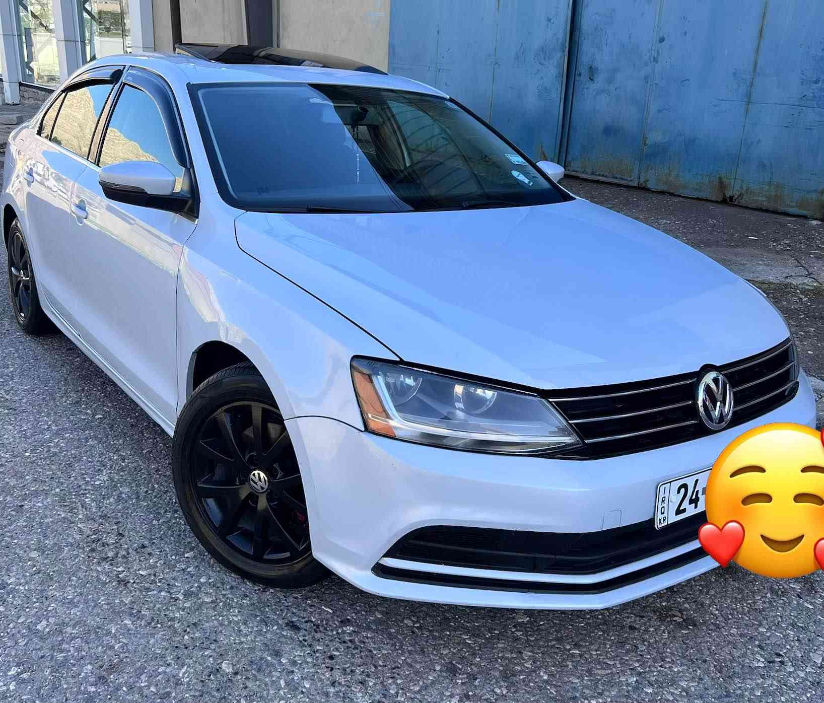 جيتا موديل 2017 SE لون سمنتي فول مواصفات
محرك 14 توربو سلايت بصمه رادار
كشن جلد كشن هيتر تحكم ستيرن تحديد سرعة شاشه كاميره 
بيها 3قطع صبغ بدون دواخل 
كير محرك شرط
سعر 115$ بيها مجال 
مكان السياره دهوك 0.7.5.0.8.9.5.9.5.5.9 دهوك, العراق


**إذا كنت صاحب هذا الإعلان وتريد حذفه لأي سبب، رجاءا أرسل رسالة إلى الدعم الفني**