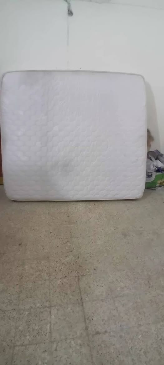 السلام عليكم كناتير ٣باب نجاره تسكام جديد غير مستخدم ومنضد ٦باب ودوشك تركي نضيف باسعارمناسبه للإستفسار *********** واتساب ماسنجر
