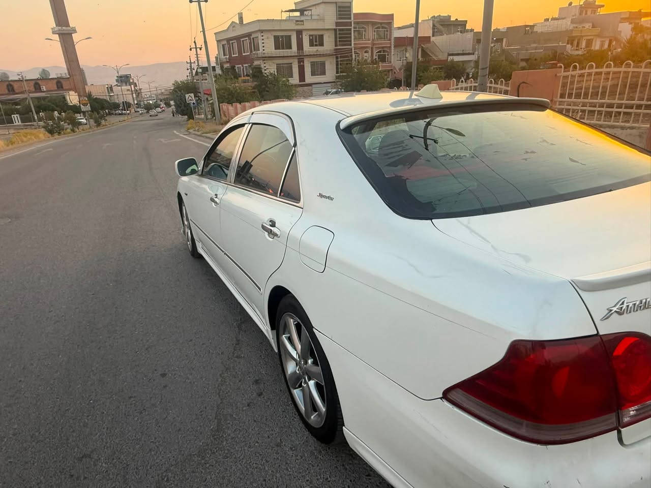 سلاوتان لێبێت تەنهابۆ فرۆشتن  تۆیۆتا شاهینە ١٨٤ موس
کێڕومەکینەی بە شەرت 
دوو پارجەی بۆیاخی یابانە
سێ دوکمەی ناو سور فۆرمیگای سور
بەرمەجەیە 
کۆدی هەیە یەکسەر ئەکرێ بە ناوتەوە بێ کێشە
نرخی ٧٠$
ڕەقەم تەلەفۆن ***********
