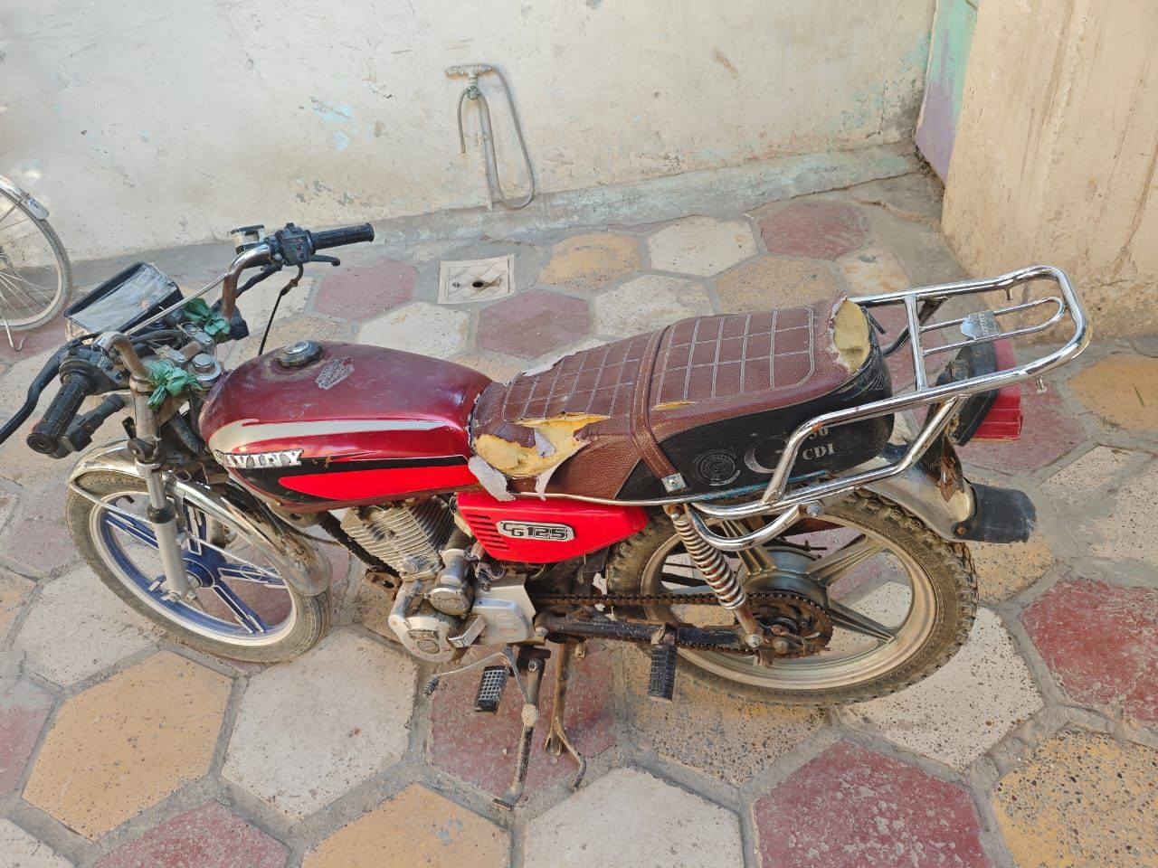 السلام عليكم ورحمة من رخصه مدير الكروب
دراجه سفان للبيع موديل 2020 ارواق موجودات
الدراجه خير من الله عوزها اشوي ترتيبات بسيطه
مكاني بابل الاسكندريه
#السعر300
ماعندي خاص ولاي استفسار على هذا الرقم
***********
