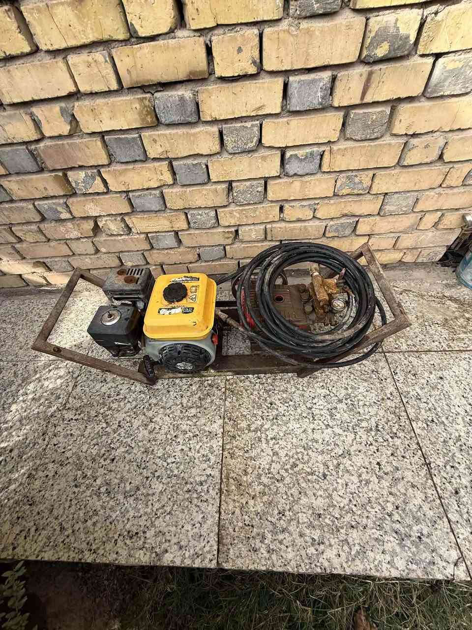 ماطور غسل زراعي 
محرك كارتون جديد 
ومضة جديده 
صونده مسلح 10 متر
بيها مجال بغداد, العراق


**إذا كنت صاحب هذا الإعلان وتريد حذفه لأي سبب، رجاءا أرسل رسالة إلى الدعم الفني**