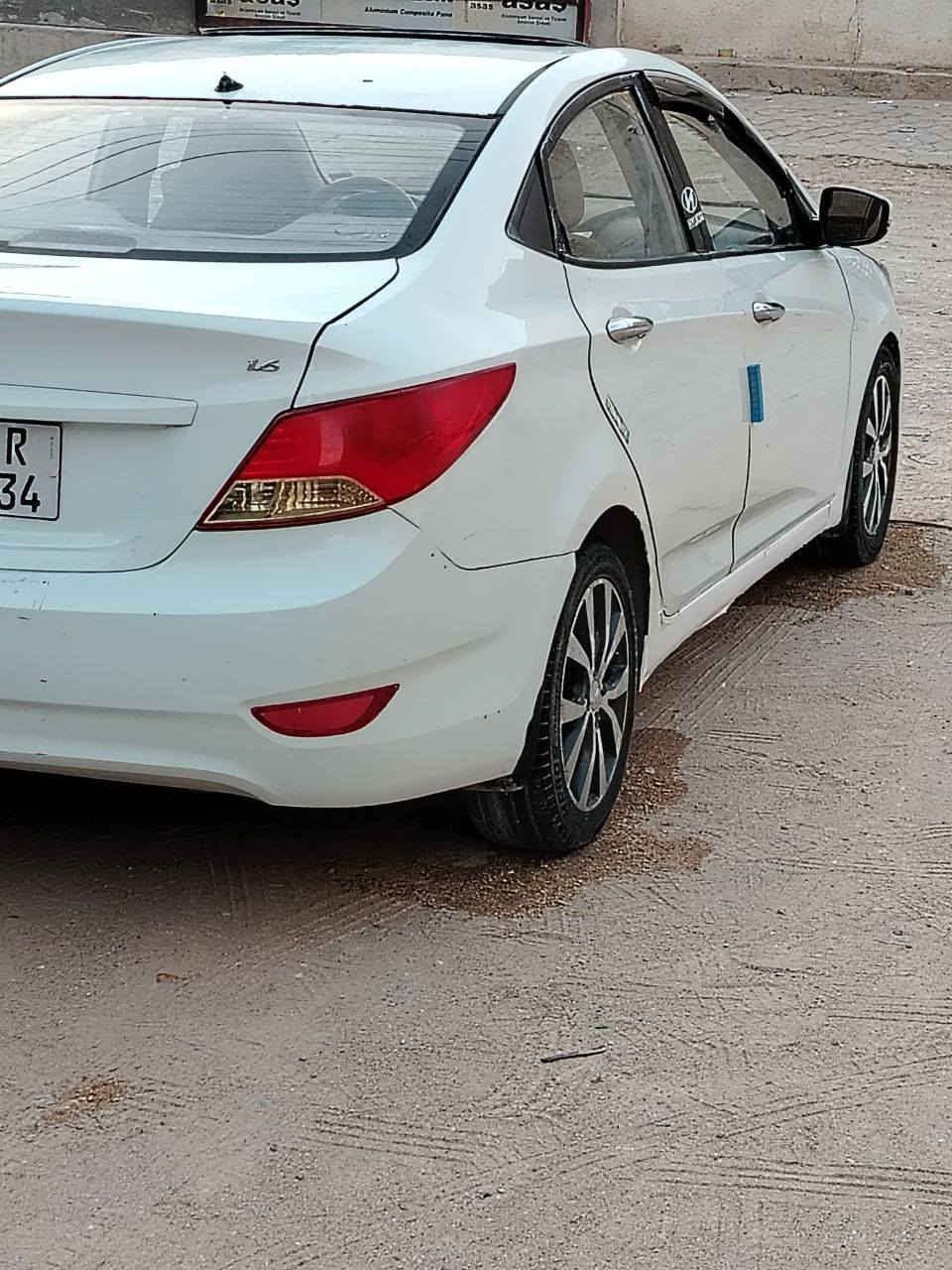 السلام عليكم اكسنت للبيع موديل 2014 مكينه 1600 تبريد ثلج سنويه 2029 رقم بصره دولي فول مواصفات ام التنته مكفوله عدا الطخه بالمدكر الوره بيها عته بالكير بسبب الكلجات مال كير بيها خياس بالباب الوره سياره طك سويج مال بيت سعر ٨٨ الشراي يقرا قبل لايتصل  رقمي *********** مكان البصره زبير
