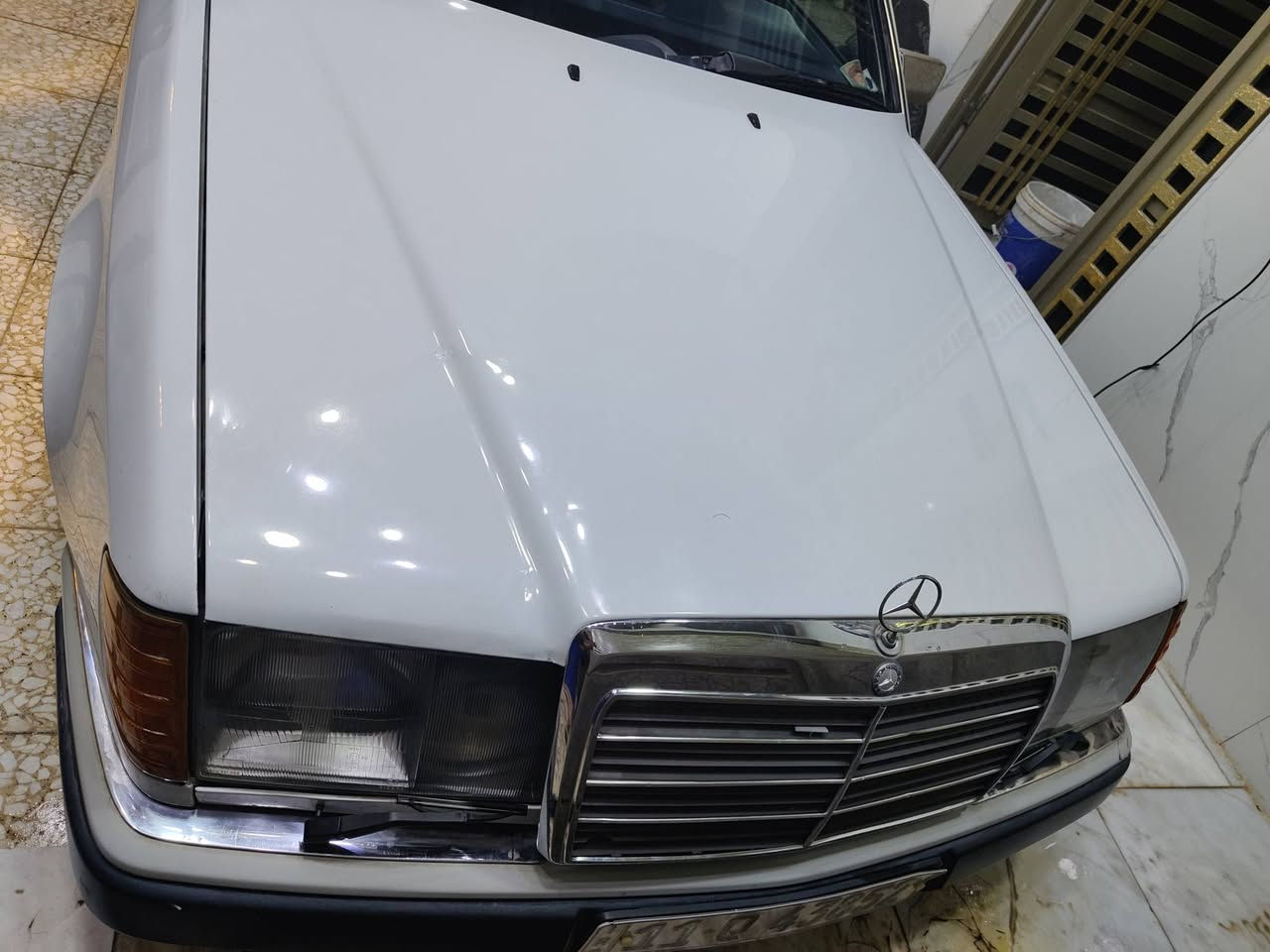 سيارة مارسيدس موديل ٩٢
جديدة كامل موصفات
السعر ٩٠ ورقة 
الهاتف :***********
