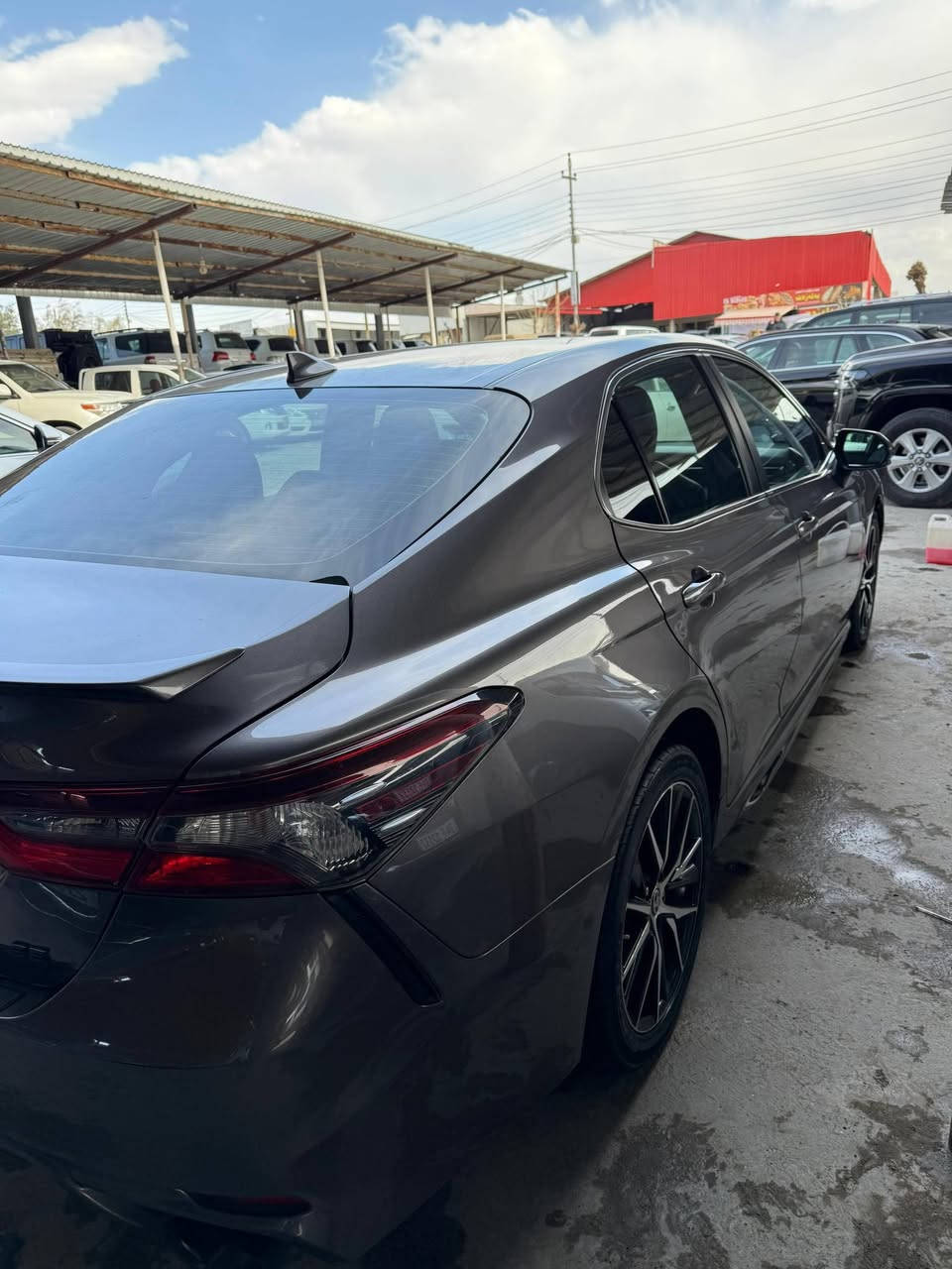 موديل 2022 وارد امريكي العنوان سليمانيه السعر 175 وبيها مجال ماشي 60,000 كيلو متر
*********** الاتصال على الواتساب او على الرقم

فقط بونيت صبغ شاملغ السائق الامامي صبغ
