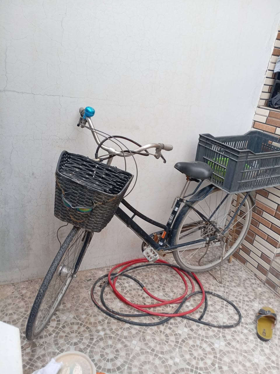 باسكل للبيع الحجم 27 السعر 60 الف
مكان حي الانتصار شارع 60
للتواصل ***********
