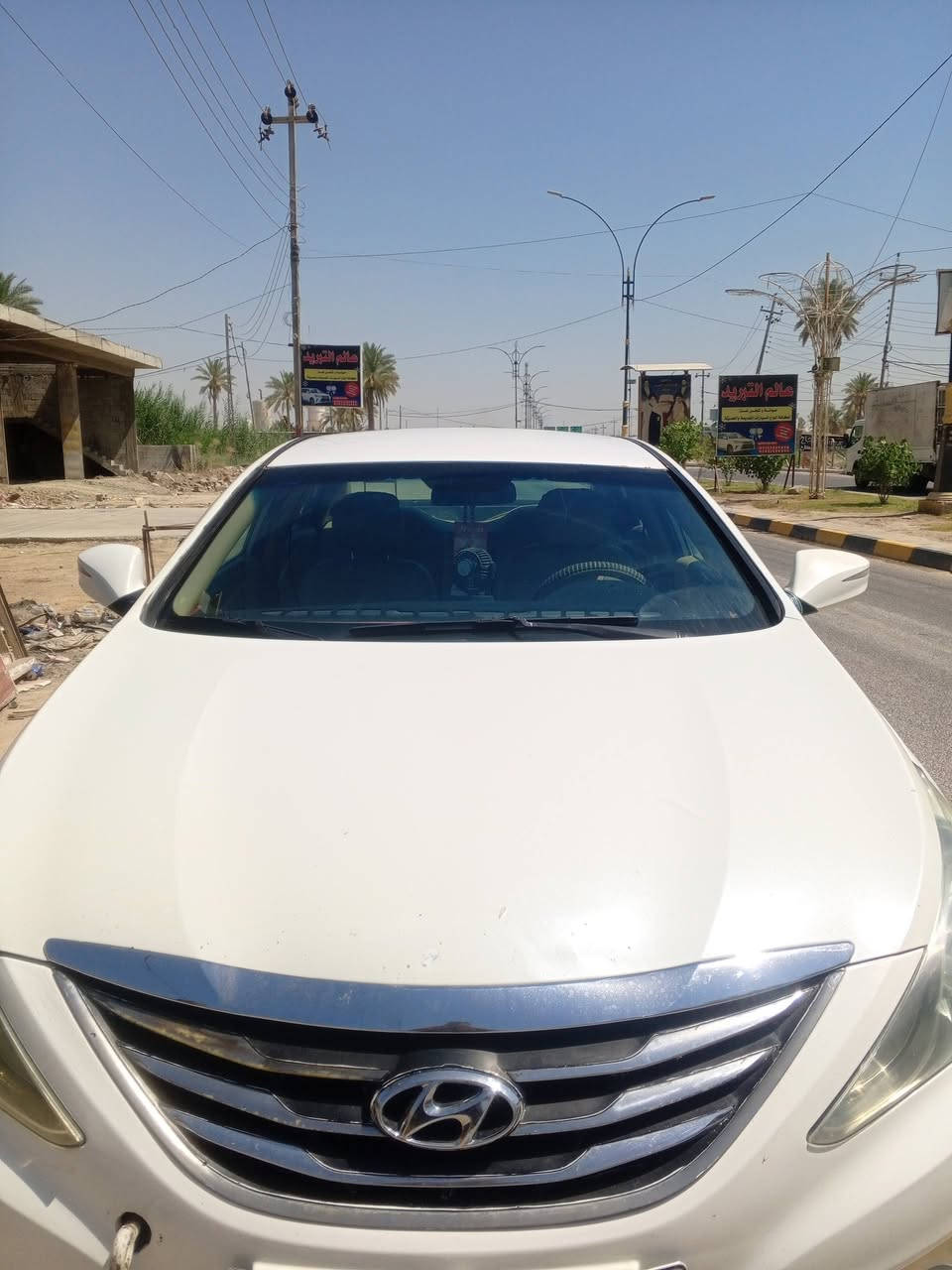 سوناتا موديل 2015 رقم بغداد بسمي سنوية 2027 سيارة اجمل من الصورة بيها قطع تبديل  محرك 2400 دوش تحكم مرآة جانبين اشاير بالمري تحكم ستيرن وباقي التفاصيل موجودة الاستفسار ***********

