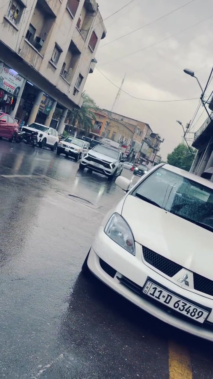 سلام عليكم لانسر الشركة العامة ٢٠١١ باسمي مشروع وطني رقم بغداد سيارة بلادية تخم تاير تبريد كير ومكينه خير من اللّٰه بيها الهلالات الخلفيه مكنها دوره ***********
