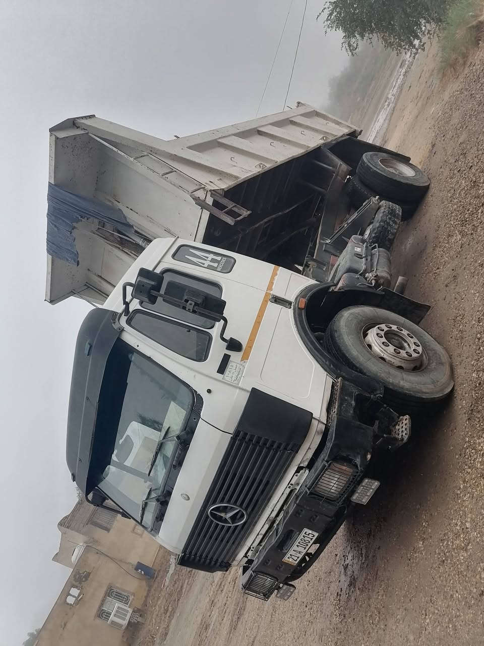 السلام عليكم بسبب الوعود الكاذبه البي كرواتي موديل ٩٢ محرك ٦ كير ٦ وشلعه شاصي مكفول ورك ابو ل ٤ تخم تاير رقم وسنويه وهزه جديد بسمي وكاله او تحويل حاظر *********** تلفون *********** السياره مكفوله من كلشي
