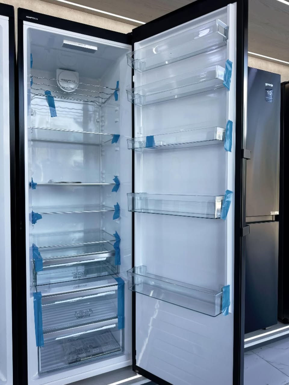 #بيتك_افخم
مع توأم gorenje الأسود ❄️❄️
نوفر البيع بالجملة والمفرد… بأسعار منافسة وجودة تليق بثقتكم ✨
#معرض لورنس للأجهزة الكهربائية
وكيل معتمد لأفضل الماركات:
HITACHI • Hisense • DLC • gorenje • Fakir • BiSSEll
العنوان📍: الموصل – حي الوحدة –قرب جامع الصابرين
للطلب والاستفسار الاتصال ع الارقام التالية :
كورك / ***********
اسيا / ***********
