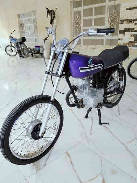 دراجه كلك كلك للبيع

شاصي انيرجي مكينه رابيدو نضيفه 

السعر ٤٥٠ وبيه مجال قليل 

مكان سوق الشيوخ ناحية الطار 

***********
