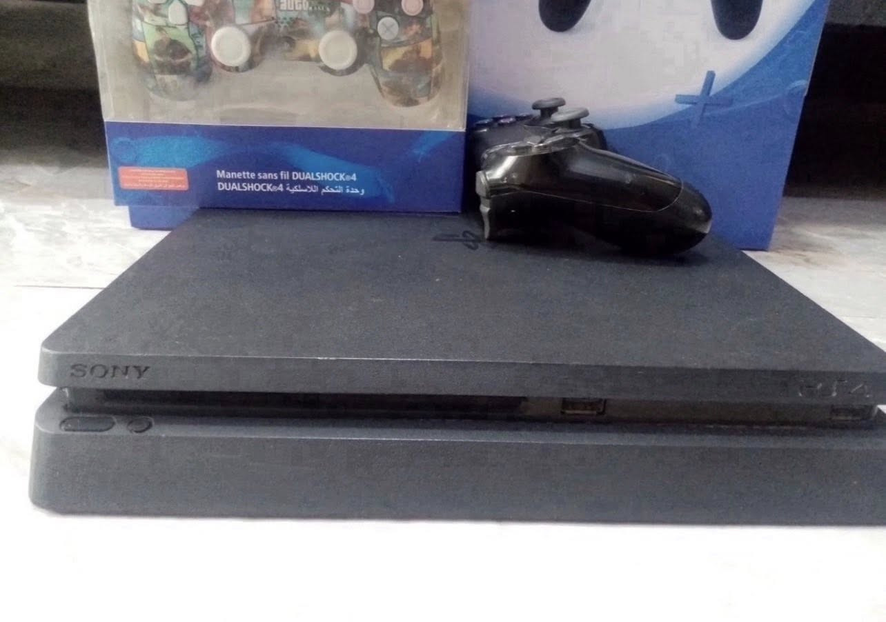 مكاني بغداد الامين ٢ يوجد توصيل لجميع المحافظات رقمي *********** 
متوفر للبيع 

فايف فات جوستك واحد وكيبلاته نظيف ممفتوح سعره ( ٥٥٠ ) 

اجهزة الفور المهكرة 👇🏻
١-بلي ٤ برو مهكر واحد تيرا نظام ( ١٢ ) على القرص مع جوستكين + تنزيل العاب حسب الطلب سعر ( ٣٠٠ ) 

٢- بلي ٤ سلم نص تيرا نظام ( ١٢ ) على القرص مع جوستكين + تنزيل العاب حسب الطلب سعر ( ٢٢٥ ) 

٢- بلي ٤ فات مهكر نص تيرا نظام ( ٩.٠٠ ) مع جوستكين + تنزيل العاب اختياري سعر ( ٢١٥ ) 

٣- بلي ٤ فات مهكر نظام ١٢ مع جوستكين + العاب حسب الطلب سعر ( ١٩٠ ) 

الإجهزة الاونلاين 👇🏻 
١- بلي ٤ برو واحد تيرا اخر تحديث مع جوستكين + قرص هدية سعر ( ٢٢٥ ) 

٢- بلي ٤ سلم اونلاين اخر تحديث مع جوستكين + قرص هدية سعر ( ١٧٥ ) 

٣- بلي ٤ فات اونلاين اخر تحديث مع جوستكين + قرص هدية سعر ( ١٥٠ ) 

متوفر ايضاً جوستكات اصلية مال فور ب ٢٠ ومال فايف ب ( ٥٠ ) 
متوفر ايضا هارد خارجي للبلي ٤ المهكر مع تنزيل العاب حسب الطلب سعر الذاكرته ٥٠٠ ب ( ٢٥ ) والواحد تيرا ب ( ٥٠ )
