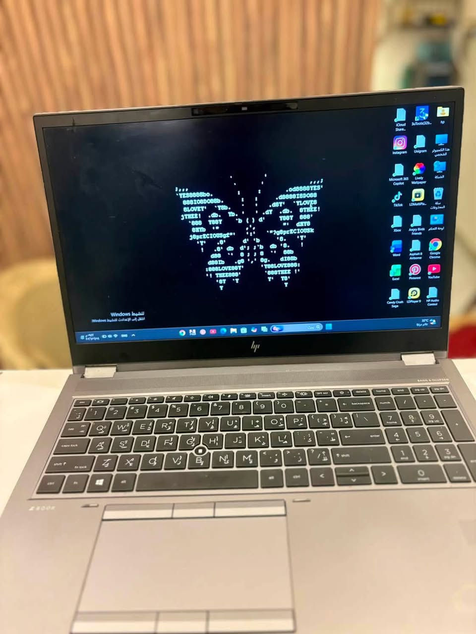 السلام عليكم، متوفر للبيع لابتوب من الفئة الاحترافية العليا HP ZBook Fury 15.6 inchG8، الجهاز غني عن
التعريف، مخصص للمهندسين، المصممين، والمبرمجين،
ويتحمل أعلى درجات ضغط العمل المكتبي والغرافيكس.
_ المواصفات الفنية للجهاز المعالج: Intel Core
الجيل الحادي عشر القوي جداً ب 3104201 16)
لأداء خارق الرام: 16 جيجابايت (RAM 16GB) تضمن لك سلاسة تامة في التنقل بين البرامج الثقيلة. الشاشة: 15.6 بوصة. نظام التشغيل: Windows 11 Pro الأصلي مفعل ومحدث بالكامل. *#
مميزات إضافية: الجهاز من سلسلة
المعروفة بالتبريد الاحترافي وقوة التحمل العالي اسعر المطلوب 750الف وبي مجال قليل


**إذا كنت صاحب هذا الإعلان وتريد حذفه لأي سبب، رجاءا أرسل رسالة إلى الدعم الفني**