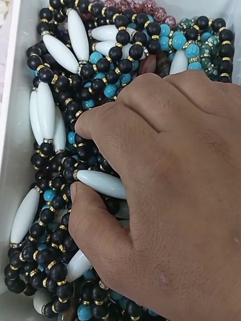 اكسسوارات البيع شلعه وحده اساور وأحجار كريمه القطعه على 1500 للتفاصيل أكثر راسلنا على الوتساب 
‏‪0780 406 5287‬‏