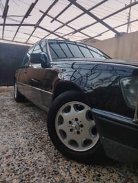 مرسيدس 300E • موتور وجير جديد • بدون ضربه