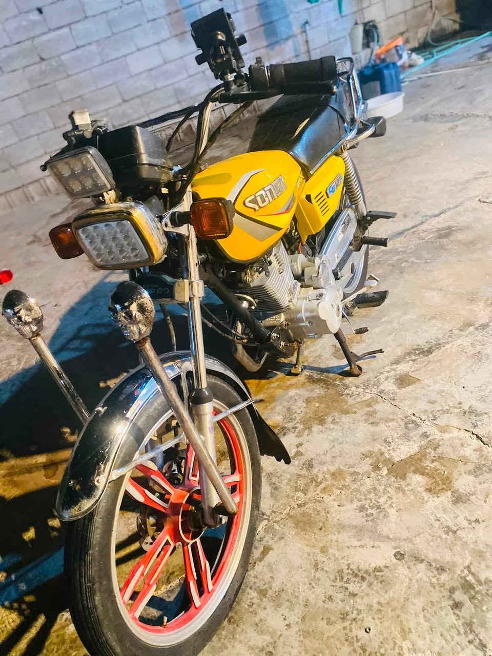 البيع دراجه نامه برو موديل 20كلشي شغال كهربايات فول سلف شغال  سعر 380بي مجال طيبين
***********
