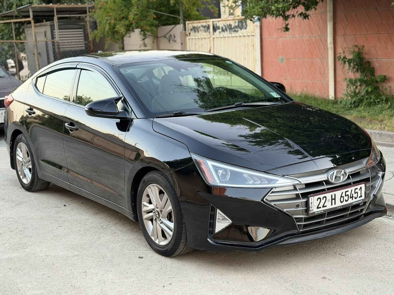 للبيع نقد فقط
النترا 2019 رقم اربيل الجديد شرط الوكاله والتحويل 

مواصفات نص فول رادارات

 شاشه جبيره 

ثلاثه انضمه قياده 

تحديد مسار 

رادار امامي 

شاشه اعطال 

مثبت سرعه

وبعد مواصفات معروفه 

ماشيه 99 الف 

محرك وكير شرط وعلى وضع الشركة مامفتوح برغي بيهم 

محرك 2.0 دوش شركه 

كير اي تي At شركه 

سيارة جديده وجاهزه ماتصرف عليها دينار 

الضرر ربع بوند فقط بدون دواخل بدون ايربك نهائي بجمها كبس بدون ضرر داخلي 

سيارة حلوة واحلى من الصور   مابيهاااا ملاحضاااات

السعر 125 وبيها مجال قليل

للاستفسار 

***********

موصل الايسر
