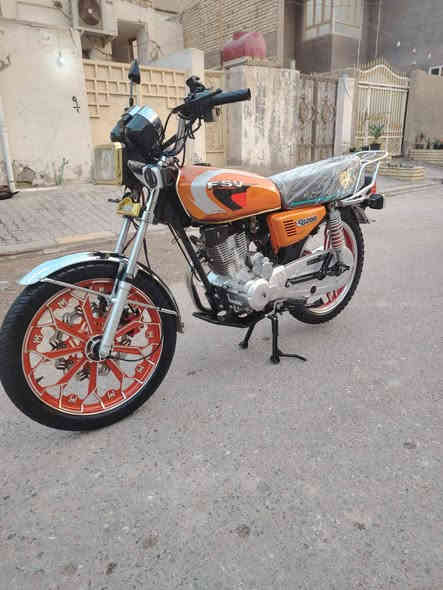 للبيع مديل 24 اوراق اصولي وكيله العارضي الاوراق الاصليه ضاعن وعندي الاستنساخ بقن كفاله عامه سعر 650 وبيه مجال ***********
