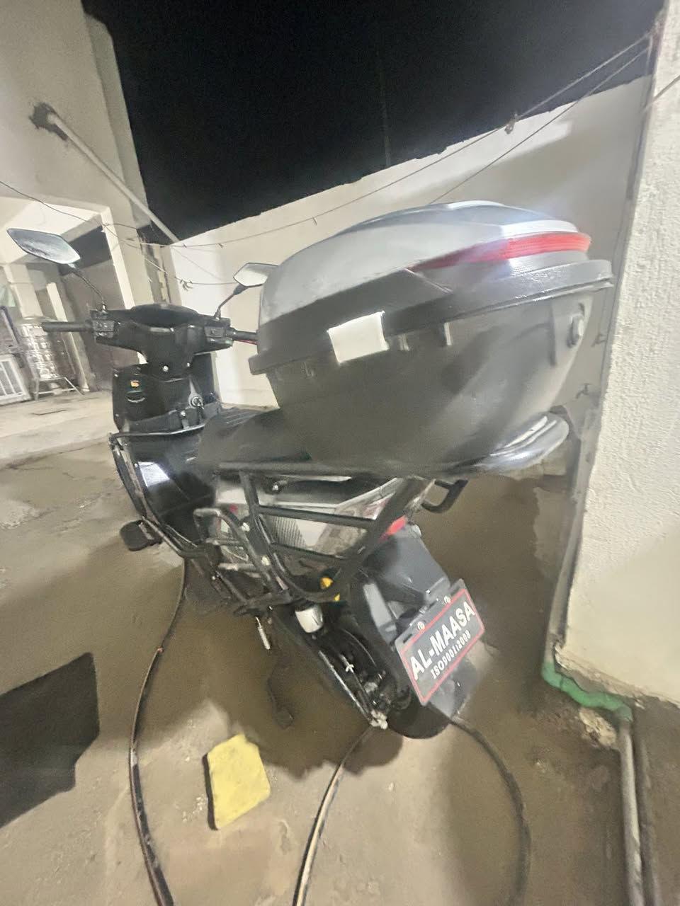 بايسكل شحن للبيع النوع (ال ماسه ) يكون 6 بطاريات الحجم الكبير مدرع ضد الصدمات ✅ -  ملحقاته شاحن اصلي  - خوذة حمايه
 - البايسكل نضيف جدا صار شهرين ونص او اقل من اخذته جديد .بطارياته بعدهن جديدات استخدام قليل 
ررقمي لتواصل : ***********
