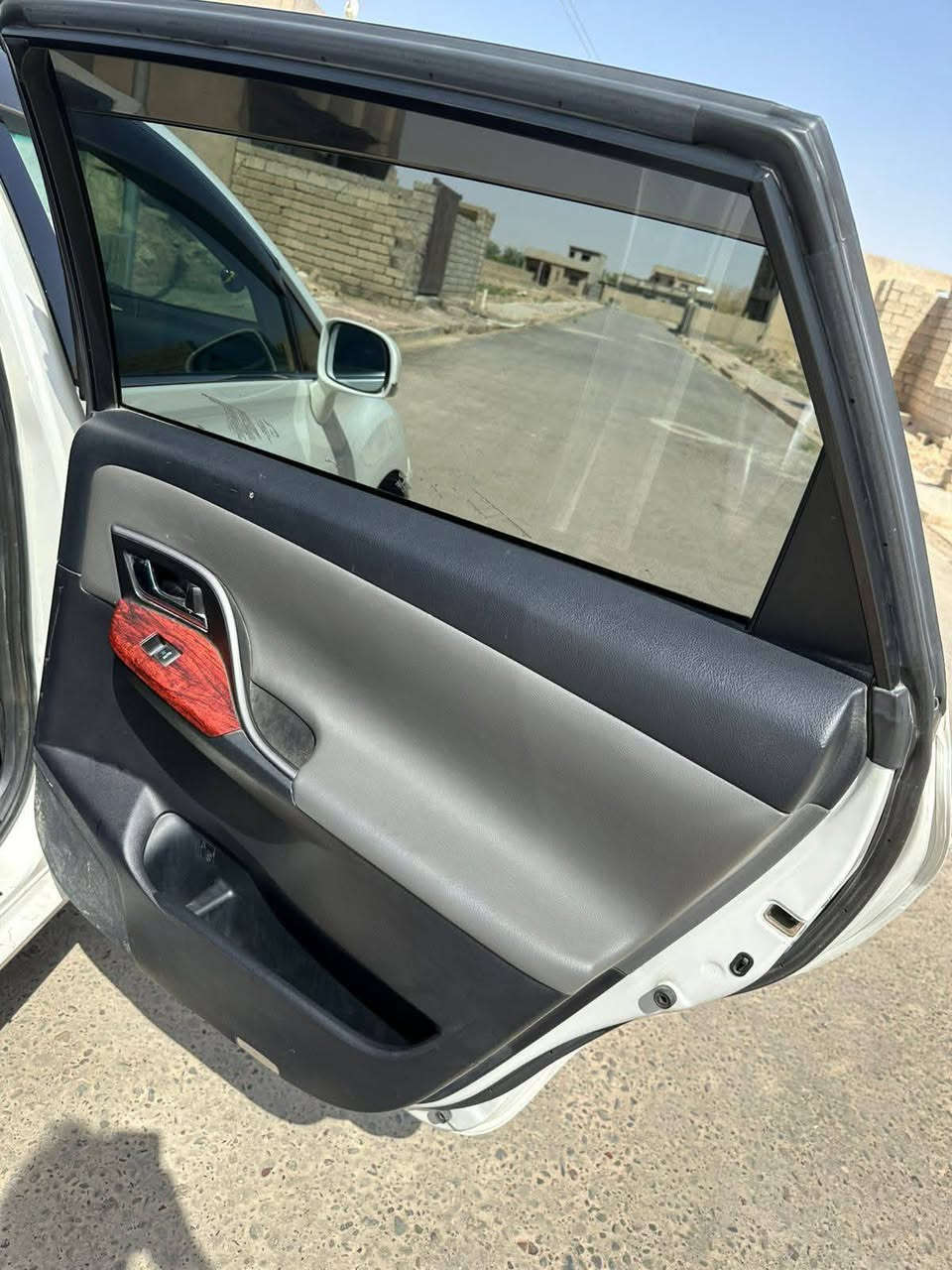 للبيع سيارة تيوتا ابصم موديل 12 دخول جديد بصمة لون ابيض لؤلؤي رقم سليمانية سبعة راكب السعر 50 وبية مجال المكان ديالى للاستفسار اتصال *********** بي وتساب 
***********
