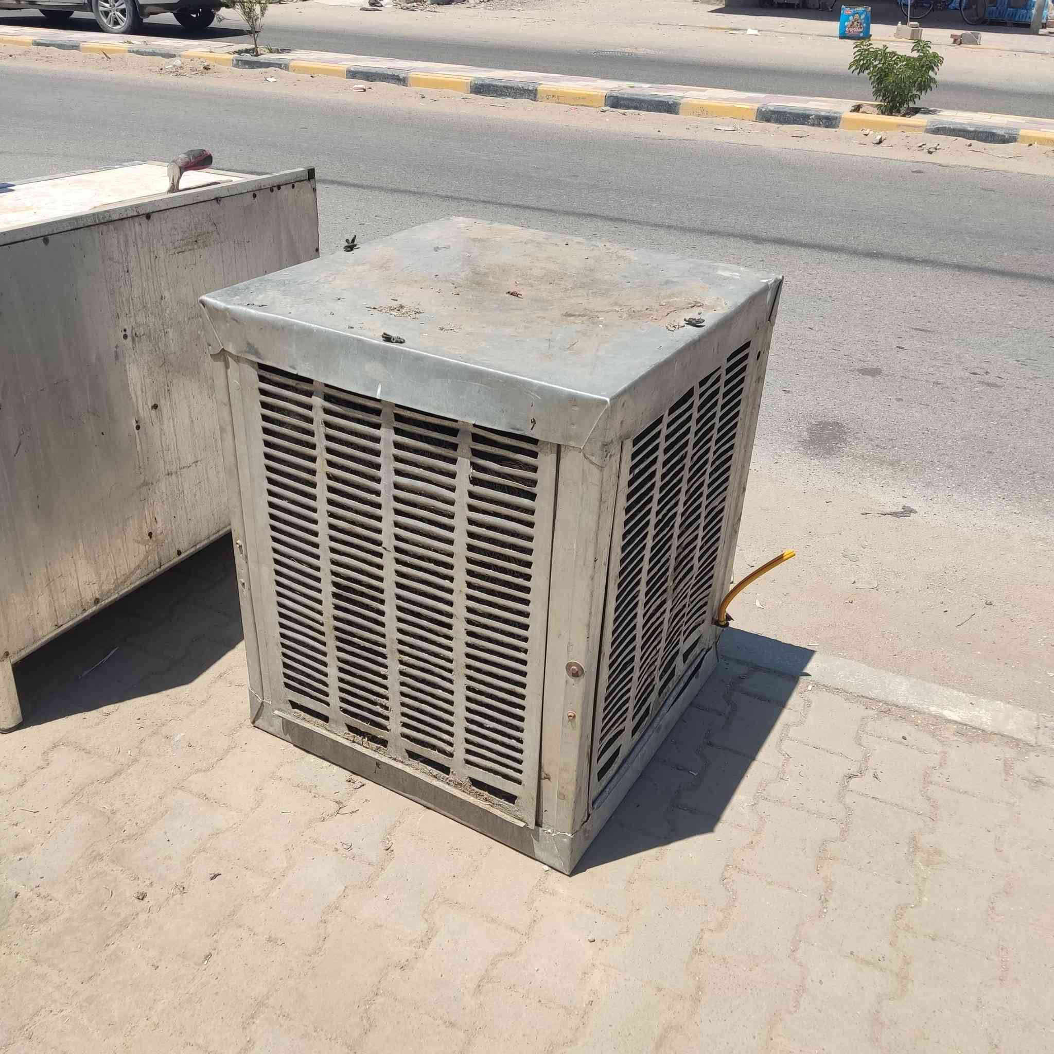 للبيع مبرده فافون نضيفه وشغاله سرعتين وجاهزه 
فافون ثلج برودته


**إذا كنت صاحب هذا الإعلان وتريد حذفه لأي سبب، رجاءا أرسل رسالة إلى الدعم الفني**