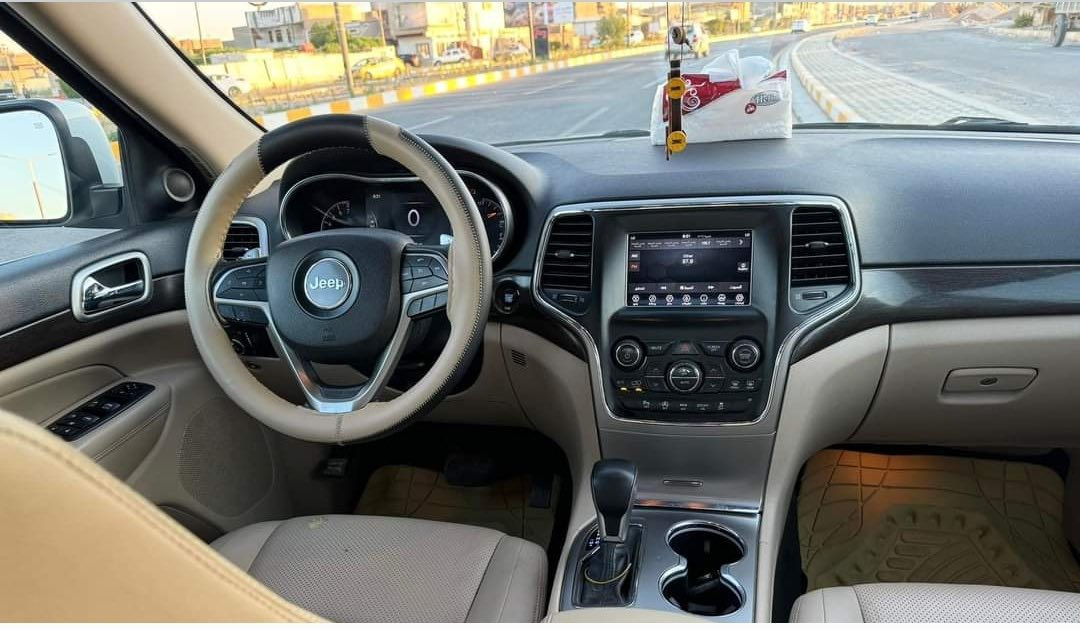 جيب لاريد2018 خليجي مكفوله عدا شخص بالجاملغ الخلفي ماشيه ٥٤  جديده بمعنى الكلمه على وضع الشركه رقم أربيل باسمي تحويل ثاني يوم بيع مستعجل السعر ٢٨ بيها مجال بسيط حگ الجيه 
***********
