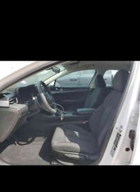 كي فايف k5موديل 2023سياره  لون ابيض صدفي وارد امريكي محرك 1600 تيربو و...