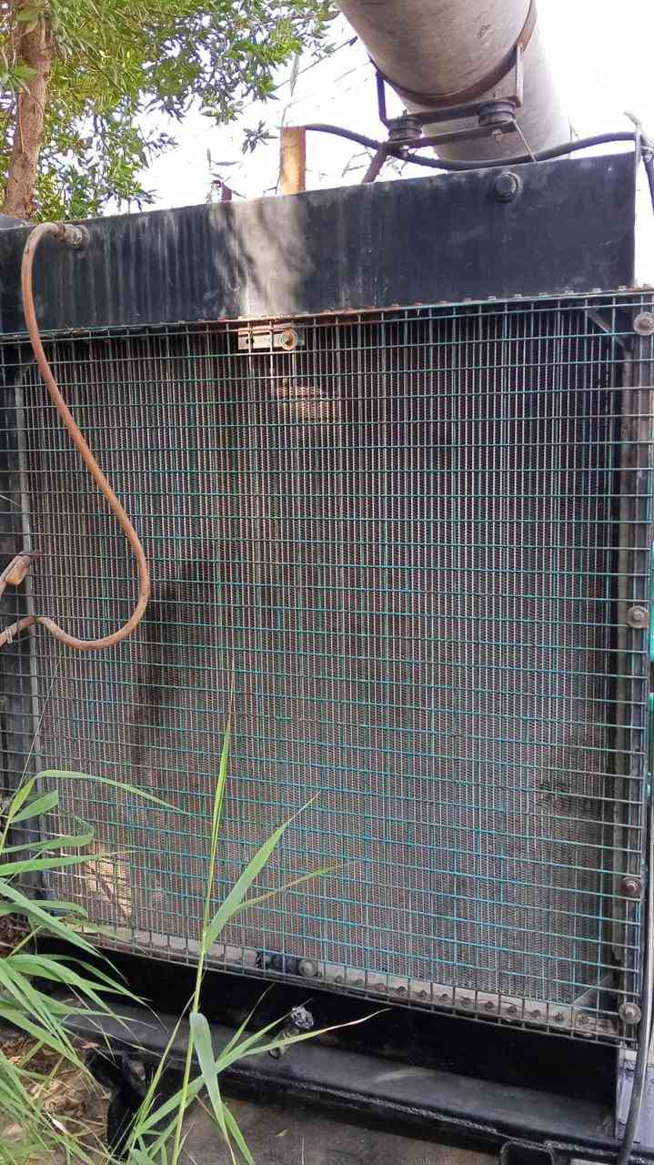 مولدسكانية06للبيع ستندر لابخار ولا تنقيص راديتر جديد نضافه 99‎%‎راس توليد 350 ملفوف بس الضهر مكان المولد كوت
***********
