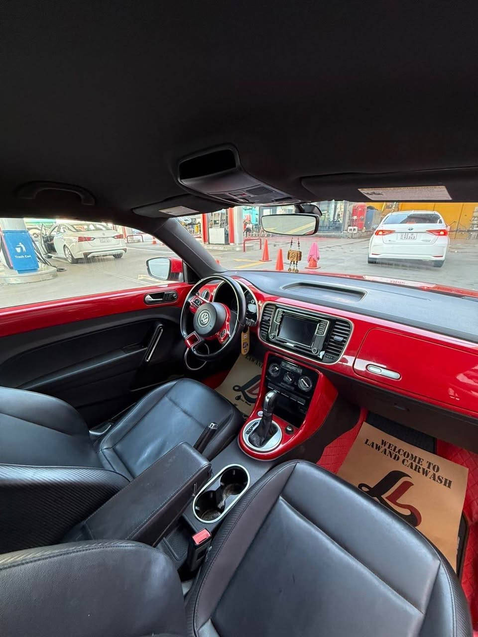 بيتلي موديل 2017 مةكينة 1.8 توربو مةرغوب
  فول فولة تةنها پانورامة نية   
100 مايل روشتية 
بةسمة 
شاشه گةورة 
گوشين جلد 
گوشين هيتةر 
كار پلةي  
ناو سور  
دةبل جةكمةجة   
سيارةكة زور خاوينةو بي مةسروفة. 
تةنها جاملخي پشتي سبوغة پيشي كةپسة 
ارباگي نةتةقية 
يةك دوو تةعديلي بجوكي هةية..  
نرخي سيارة 119 وةرةقة معامةلةيةكي زور كةم
 12 وةرةقة خرامةي لة سةرة باش معمامةلة دةيگةرينمةوة …..ژمارة موبايل 
واتس اپ…  7️⃣5️⃣0️⃣2️⃣2️⃣0️⃣2️⃣8️⃣0️⃣8️⃣
كورةك… 7️⃣5️⃣0️⃣4️⃣2️⃣0️⃣0️⃣8️⃣0️⃣8️⃣ أربيل, العراق
