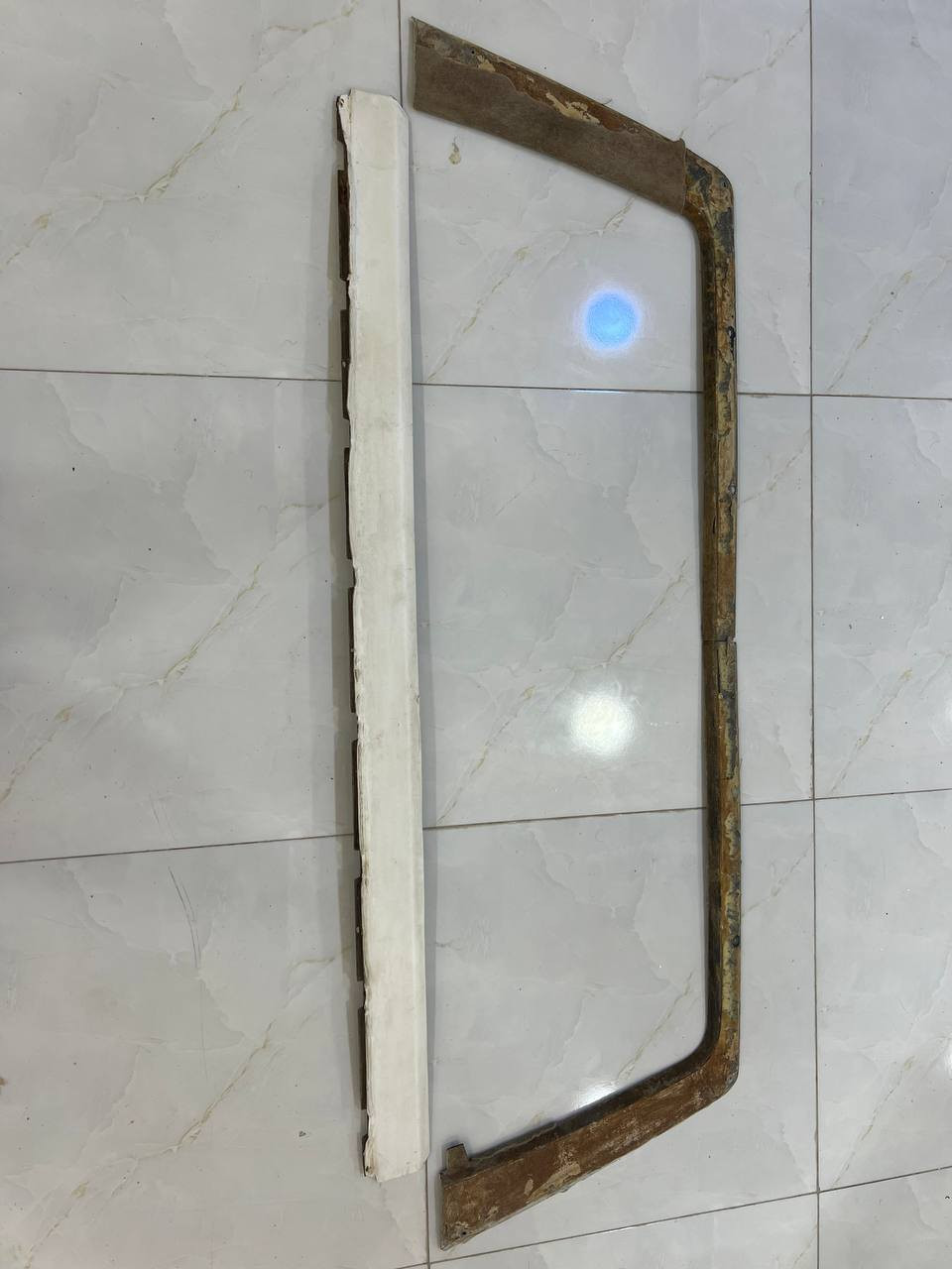 نيكل جلد بروكهام مع العظمات *********** مكاني بصره يوجد خدمه توصيل كل المحافظات
