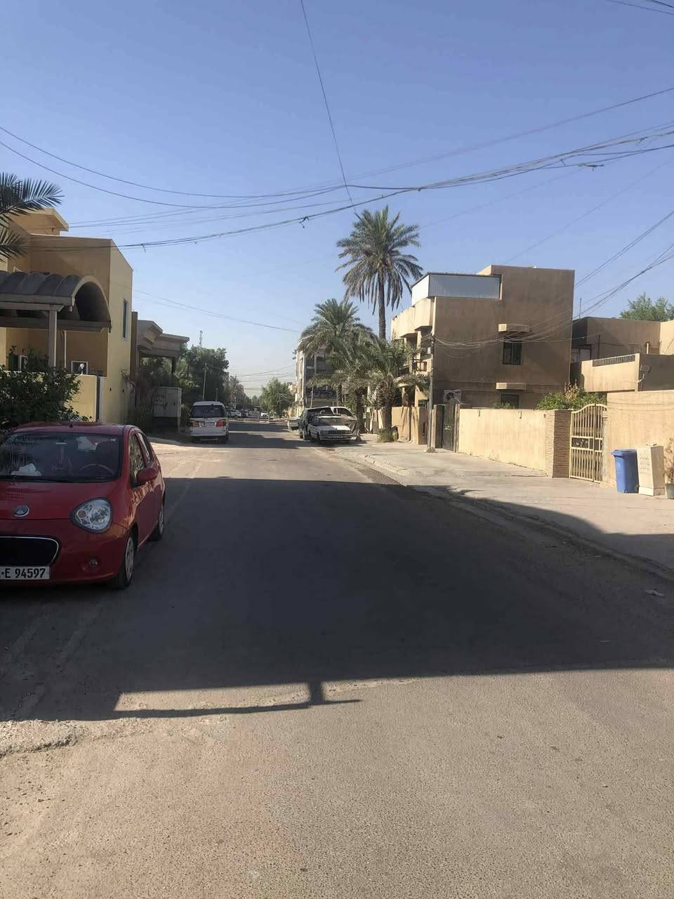 السلام عليكم
بيت كلاسك. محدث ٢٠١٤ مساحة 108م واجهة 6.75نزال16يحتوي على استقبال ومطبخ. وخدمات وغرفه نوم. الارضي.  الطابق الاول. ٣ غرف نوم وخدمات وسطحين
شارع فلسطين محله 506مربع المستوصف موقع مميز 
اللاستفسار اومراسلة الصفحة 
***********
