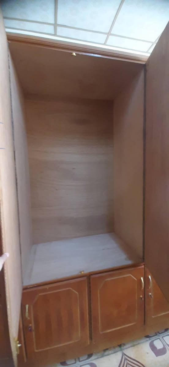 معرض العماد//دستور عراقي 3 امتار قاطين بشرط النضافه اي عيب مبيها للأستفسار ***********//*********** كركوك, العراق

