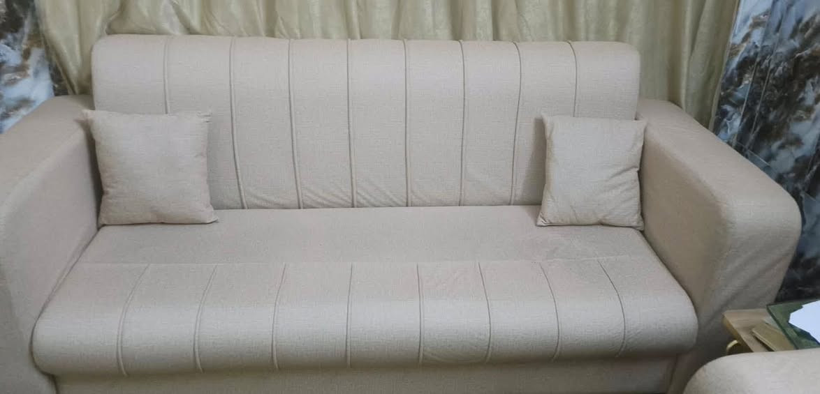 #بيع_مستعجل📌👇🏻
تخم عراقي( ٨) مقاعد للبيع مثل الصور✅
العنوان #بغداد_تاجي_سبع_البور📍للمزيد مراسلتي👍🏻


**إذا كنت صاحب هذا الإعلان وتريد حذفه لأي سبب، رجاءا أرسل رسالة إلى الدعم الفني**