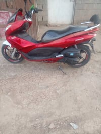 PCX • ١٥٠ • ٤٠ الف