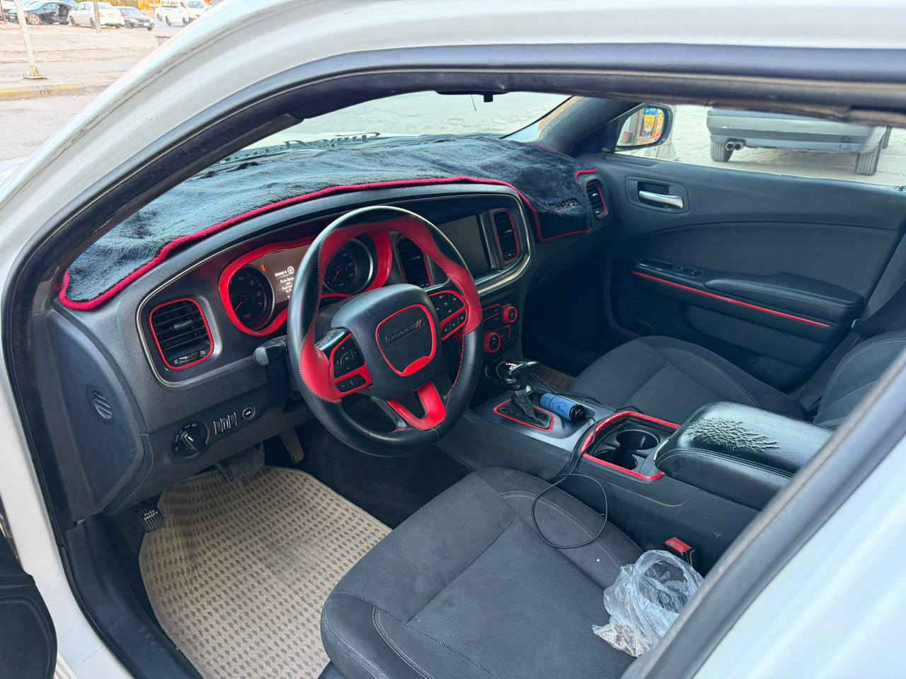 السلام عليكم 
جارجر للبيع موديل 17 وارد أمريكي اصل حادثه موجود بالمنشور بدون دواخل مكينه 3600 كير حداديه تبريد تخم تاير كوله جديد رقم بغداد سنويه ل27  

السعر:158 وبيه مجال 
مكاني : بابل 
للاستفسار:***********
